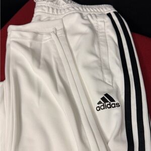 Women’s Adidas climate cool zipper pocket zipper leg sweatpants